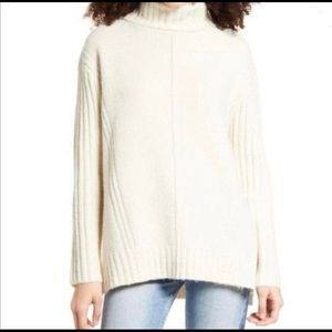 All in Favor cream turtleneck NWT